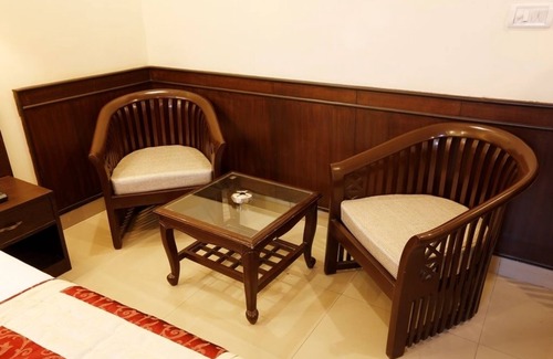 Mahipalpur Hotel | La-Sapphire Hotel