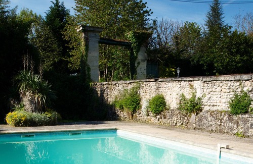 Saint-Romain Casa | la Sauzade: gorgeous country house, Aubeterre-sur-Dronne, nr Dordogne