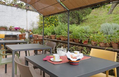 Beverino Cama Y Desayuno | La scortica - casa di campagna