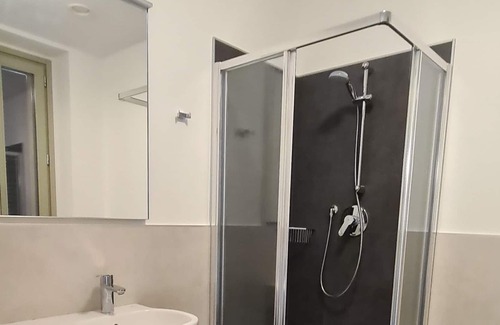 San Bernardino Apartamento | LA SCUOLETTA FLAT ☆ SeaView & Relax ☆ HOMY 5 TERRE