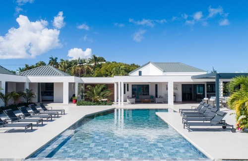 Nettle Bay Villa | La Siesta (3/5 Rooms)