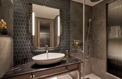 Downtown Ho Chi Minh City Hotel | La Siesta Premium Saigon Central