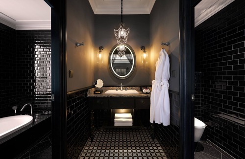 Hang Bac Hotel | La Siesta Premium Hang Be