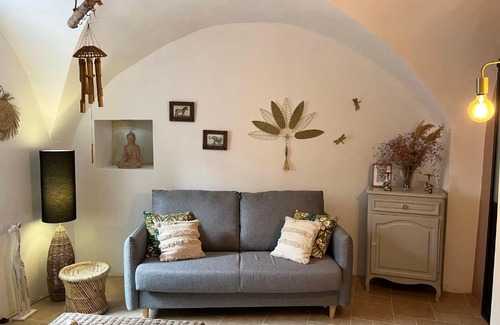 Saint-Saturnin-de-Lucian Apartamento | La Source