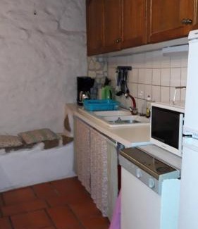 Pradelles-Cabardes Casa | la source et la sorciere