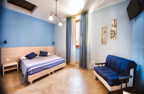 Maratea Casa | La stanza dell'angolo