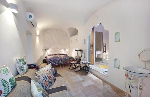 Dolceacqua Apartamento | La stanza segreta con spa privata