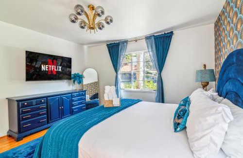 Beachwood Canyon Casa | LA Style Retreat near Hollywood Sign & Star Alley