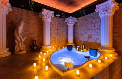 Schirrhein Apartamento | La Suite de Vénus - Chambre à thème Love Room Jacuzzi et Pièce Secrète - Évasion pour deux