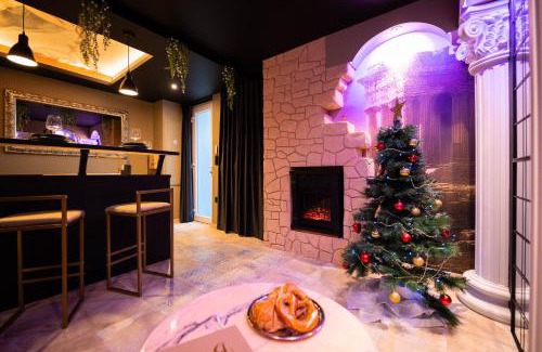 Schirrhein Apartamento | La Suite de Vénus - Chambre à thème Love Room Jacuzzi et Pièce Secrète - Évasion pour deux