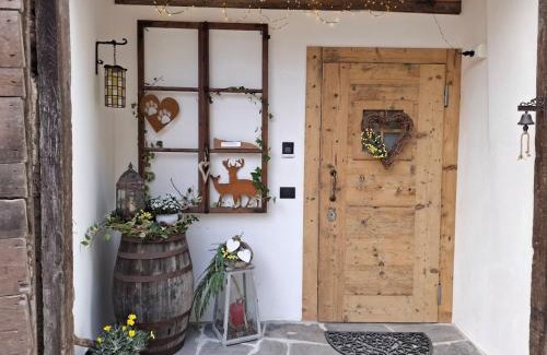 Montagnaga Apartamento | La SUITE delle Scuderie, con Vasca da bagno in stanza, PetFiendly con Area Cani