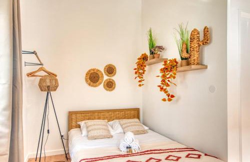 Decines-Charpieu Apartamento | La Suite Soleil - Maison studio avec jardin privé