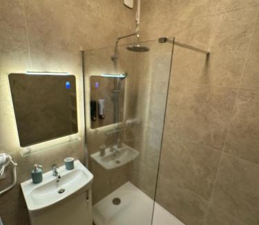 Riou - Petit Juas - Av de Grasse Apartamento | La Suquette cosy 3 pieces