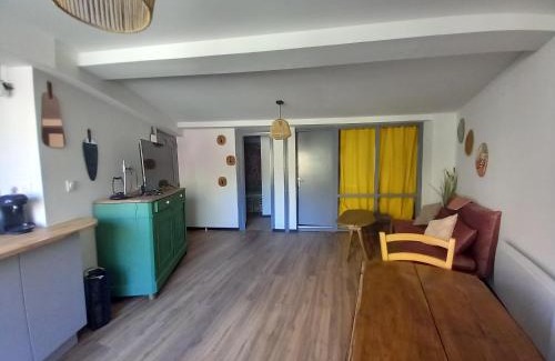 Clermont-l'Herault Apartamento | La terrasse du Clermontais