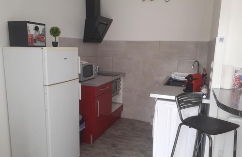 Paroy-sur-Tholon Apartamento | La terrasse