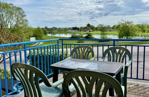 Socourt Apartamento | La Terrasse vue étangs, Babyfoot, jeux de société by BookingFuté
