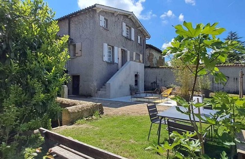 Charly Casa | La Thibaude - Vigeronne house near Lyon