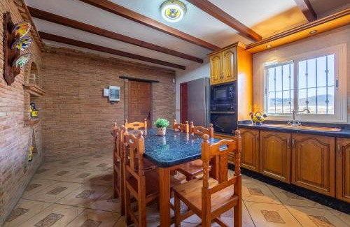 Pujaire Casa | La Tierra