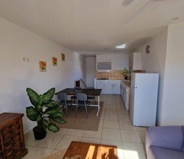 Saint-Pierre De La Reunion Apartamento | La Tierra Santa