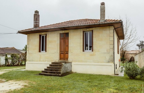 Villenave-d'Ornon Casa | LA TILLEULERAIE / Villa 8 pers / Parking / Garden