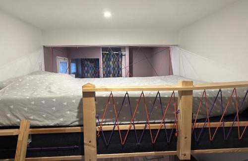 Angouleme Casa | La Tiny : Adorable petit studio/parking gratuit.