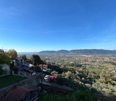 Castelnuovo Magra Casa | La Tisbe, una casa nel borgo medievale di Castelnuovo Magra