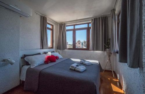Vernazza Apartamento | La Torretta dei Merli with Views