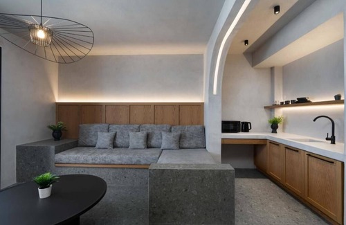 Pyrgos Apartamento | La Torretta Suites & Spa