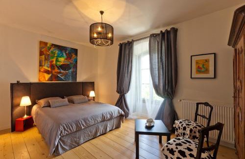 Chateau-Chalon Cama Y Desayuno | La Tour Charlemagne