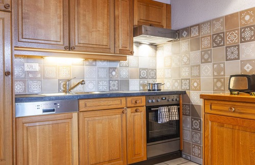 Champery Apartamento | La Tour d'Antheme by Interhome