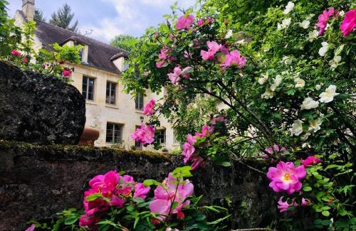 Rousseloy Apartamento | La Tour de Flandre