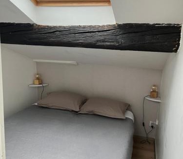 Grezieu-la-Varenne Apartamento | La Tour Ronde