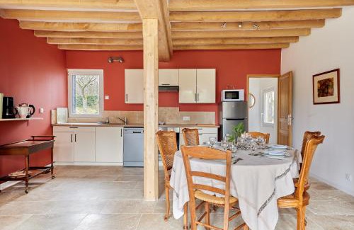 Saint-Michel-de-Livet Apartamento | La Tourelle de Saint Michel de Livet - Parking
