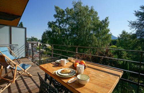 Cessenaz Apartamento | La Tournette superb quiet apartment 300 meters from the lake