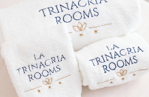 Trapani City Centre Cama Y Desayuno | La Trinacria Rooms