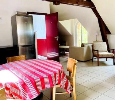Quesnoy-le-Montant Apartamento | La Tsarine - Cottage - Château Le Bas Bleu