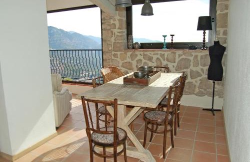 La Turbie Apartamento | La Turbie Apartment, La Turbie