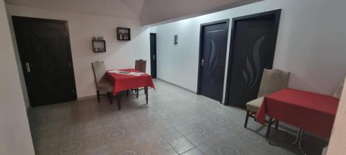 Cristesti Casa | La Unchiu Teo