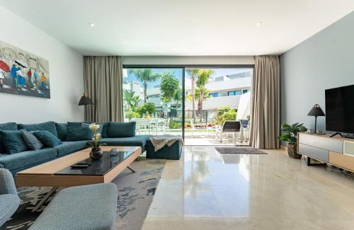 La Cala de Mijas Apartamento | La Valvega de La Cala lift indoor