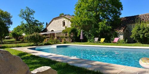 Lalbenque Casa | La Vayssade - Grand Gîte de charme - 14 pers - Piscine & Jacuzzi