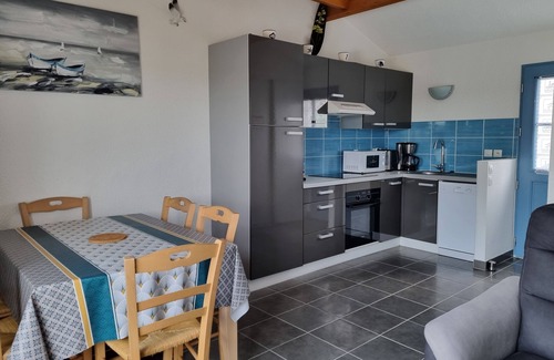 La Faute-sur-Mer Casa | "La Vendéenne" single-storey house in residence with swimming pool, near beach.