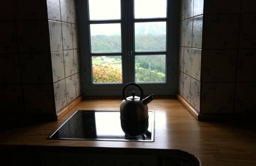 Prelo Casa | La Ventana Azul Preciosa casa entorno rural ,valle Navia.OFERTA ESPECIAL
