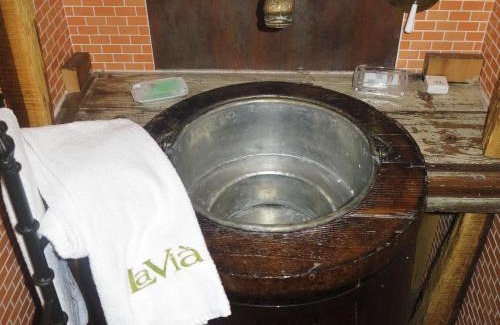 Cavour Cama Y Desayuno | La Via'