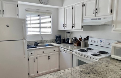 Pinehurst Condominio | La-Vie #2 Tranquil 2-bedroom condo in Pinehurst with a view to the golf course