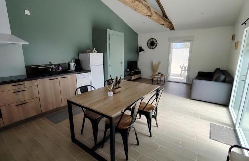 Sainte-Florence Apartamento | La Vie En Gîte (La Grange & Spa)