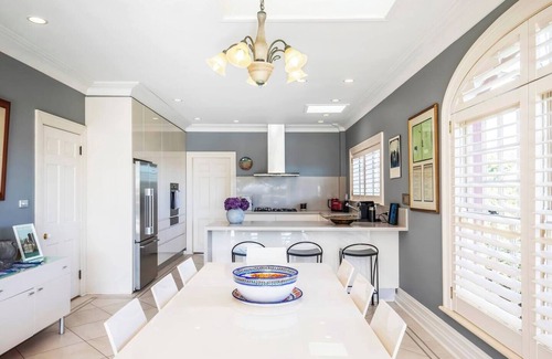Rose Bay Casa | La Vie en Rose Grand Living on Sydney Harbour