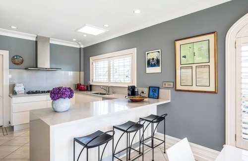 Rose Bay Casa | La Vie en Rose Grand Living on Sydney Harbour