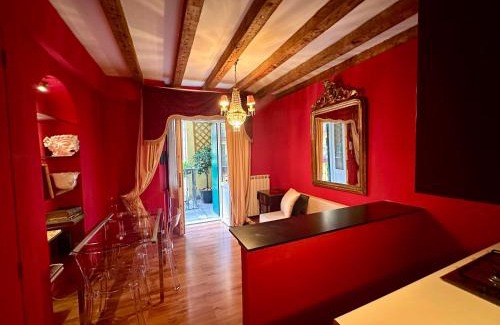 Lazzaretto Apartamento | La Vie en Rouge - Porta Venezia Milano