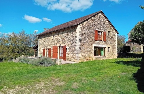 Meyrals Casa | La vieille grange