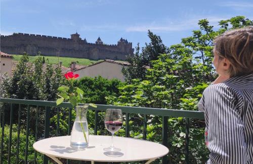 Carcassonne Cama Y Desayuno | La Villa Carcassonne, Chambres d hôtes, B&B, face à la Cité Médiévale
